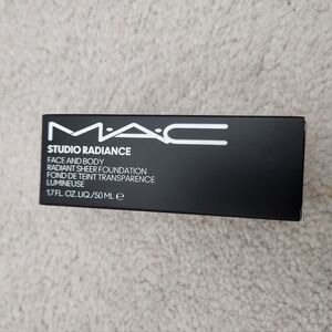 MAC Cosmetics studio radiance face and body foundation in C7